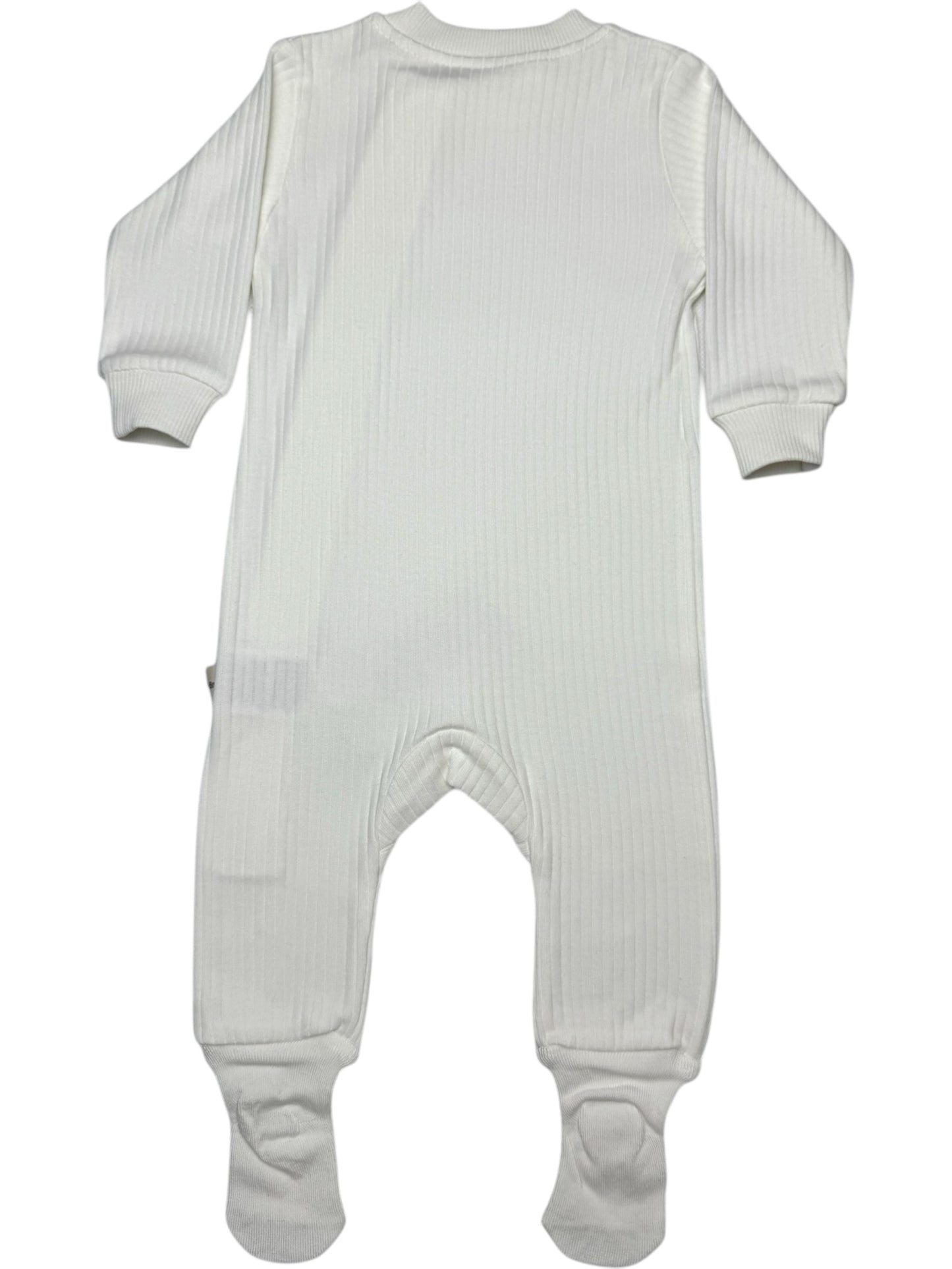 MLECZNY KOMBINEZON Z SKARPETKAMI