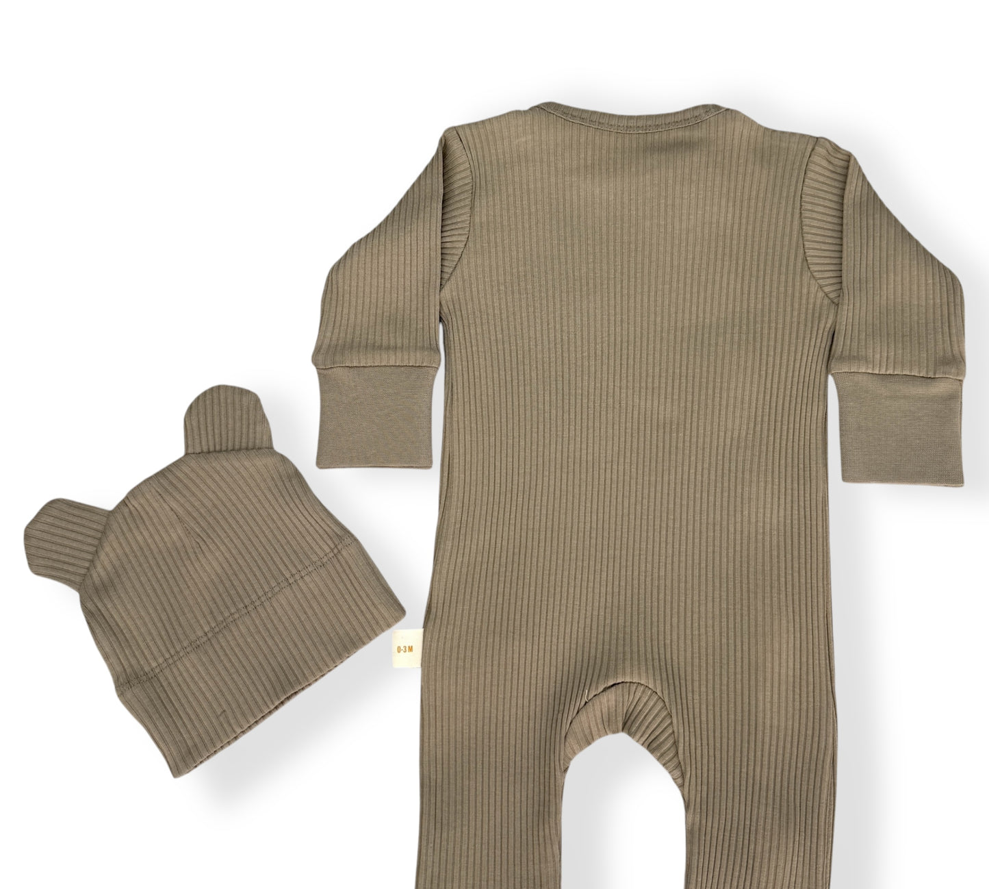 CZAPKA Z USZAMI I OLIWKOWE BODY