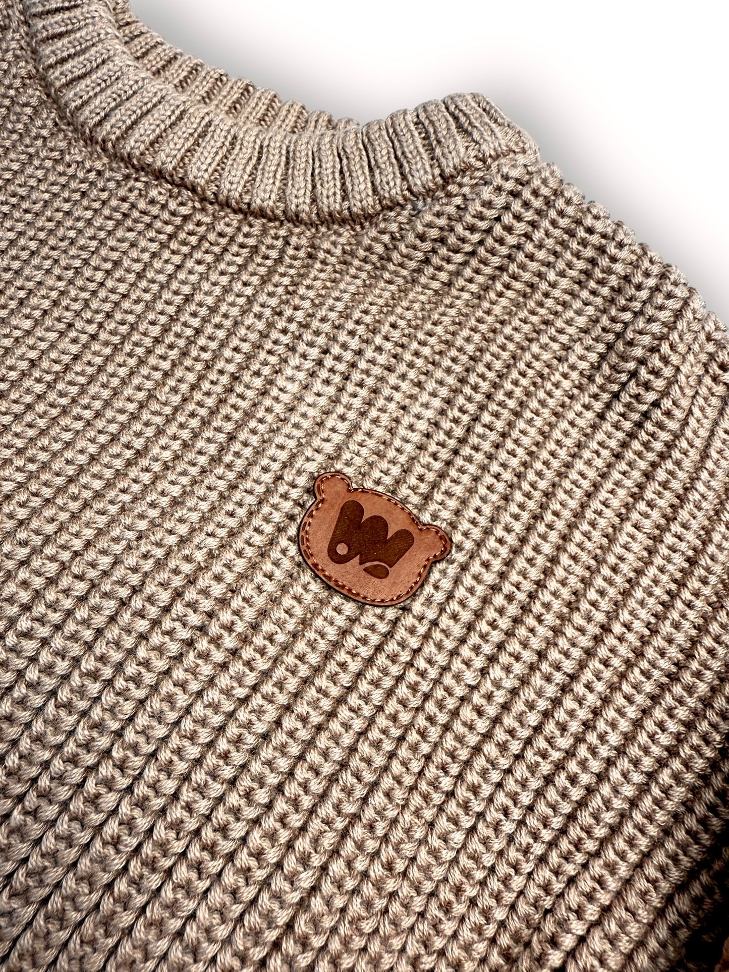 WIĄZANY BRĄZOWY STRÓJ